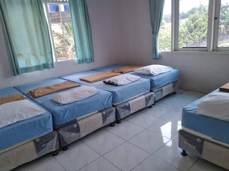 Garden Villas Cipanas Sindanglaya Exterior foto