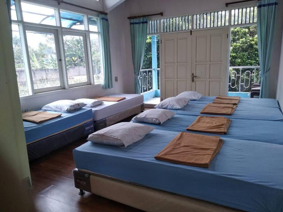 Garden Villas Cipanas Sindanglaya Exterior foto